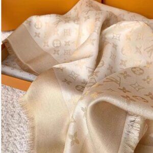 Louis Vuitton Shawl